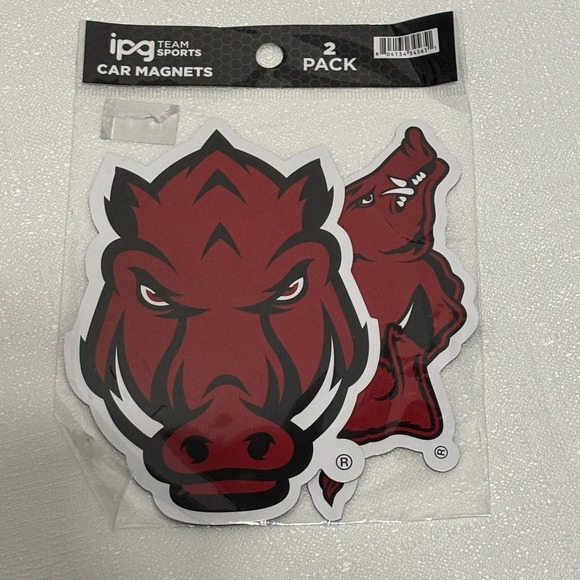 Arkansas Razorbacks Fan Lot – Lanyard, Keychain, Car Magnets, Emblem, Face Mask - Picture 7 of 11